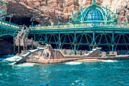 Tokyo-Disneysea-Attraction